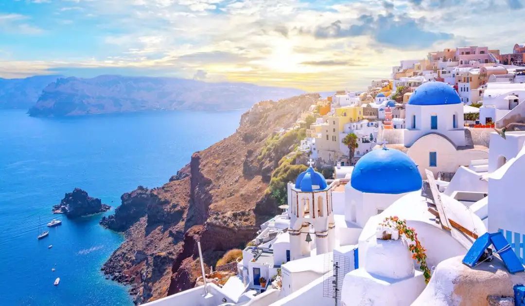 希腊将取消夏季旅游旺季的Covid限制